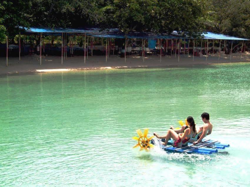 Paradise Island Park & Beach Resort Самал Екстериор снимка