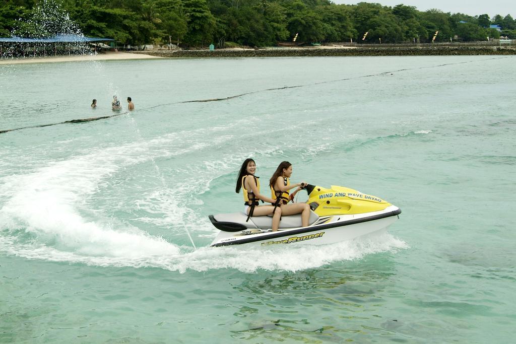 Paradise Island Park & Beach Resort Самал Екстериор снимка