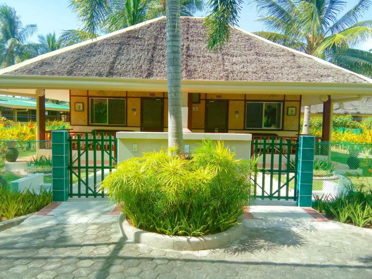 Paradise Island Park & Beach Resort Самал Екстериор снимка