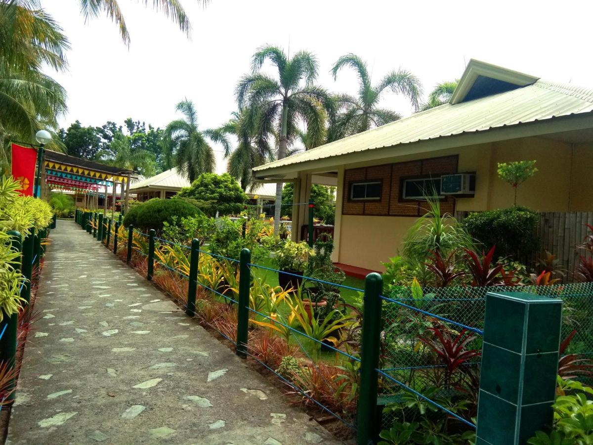 Paradise Island Park & Beach Resort Самал Екстериор снимка